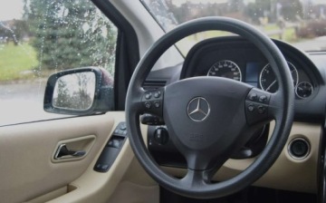 Mercedes Klasa A W169 Coupe 1.5 160 95KM 2010 Mercedes-Benz Klasa A GWARANCJA, 2010r, 1.5 Benzyna, Niski przebieg, Swiet, zdjęcie 9