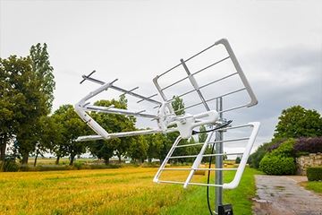 Комплект Spacetronik EOS DVB-T2 UHF+VHF H/V + сумматор
