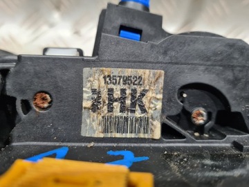 LEVÝ PŘEDNÍ ZÁMEK DVEŘE OPEL ASTRA J EVROPA