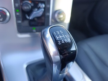 Volvo V60 II  2018 VOLVO V60 Facelifting 2.0 T3 DRIVE-E 152KM, Manual, 2x Klucz, zdjęcie 19