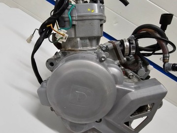 Двигатель Rieju MRT AM6 derbi senda 50 в сборе