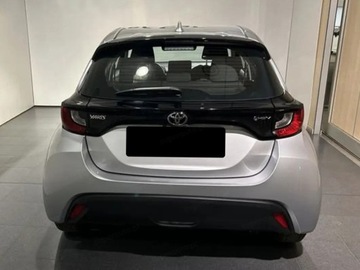 Toyota Yaris IV Hatchback Facelifting 1.5 Hybrid Dynamic Force 116KM 2025 Comfort 1.5 Hybrid 116KM | Tempomat adaptafyjny!, zdjęcie 3