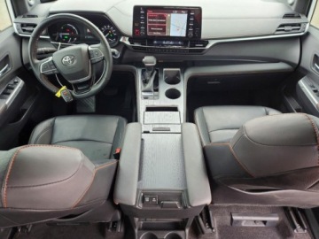 Toyota Sienna III 2021 Toyota Sienna XSE 2021 2.5 Benzyna 245KM, zdjęcie 8