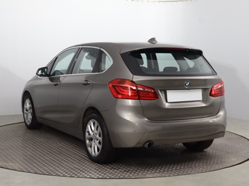 BMW Seria 2 F22-F23-F45-F46 Coupe Facelifting 218d 150KM 2018 BMW 2 Active Tourer 218d Active Tourer, zdjęcie 3