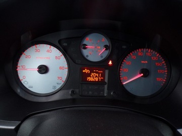 Citroen Berlingo II Van Facelifting 2015 1.6 BlueHDi 100KM 2018 CITROEN BERLINGO MULTISPACE 1.6 HDI NAVI KAMERA LEDY AUTO Z NIEMIEC, zdjęcie 22