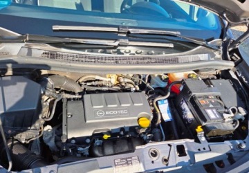 Opel Meriva II Mikrovan 1.4 Twinport ECOTEC 100KM 2011 Opel Meriva 1,4 Ben 101 km 1.4 Benzyna 101KM, zdjęcie 12