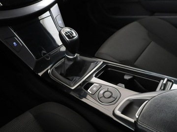 Hyundai i40 Kombi 1.6 GDI 135KM 2015 Hyundai i40 135KM, klima, Bluetooth, zdjęcie 26