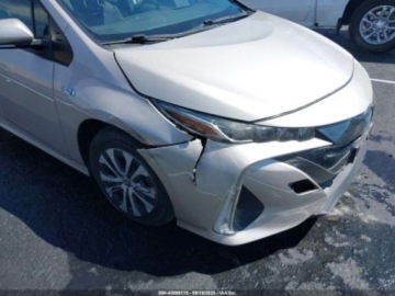 Toyota Prius IV 2021 Toyota Prius 2021 TOYOTA PRIUS PRIME LE 1.8 Hybryda Plug-in 95KM, zdjęcie 5