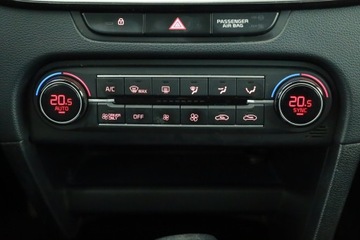 Kia Ceed III Kombi Plug-In Hybrid 1.6 GDi Plug-in Hybrid 141KM 2021 Kia Ceed 1.6 GDI plug-in, Salon Polska, zdjęcie 9