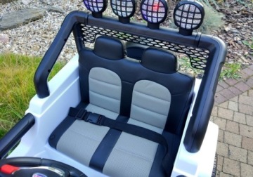 АКБ АКБ БОЛЬШОЙ ДЕТСКИЙ ДЖИП 4x4 180 Вт Кожаные мягкие колеса