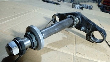 YAMAHA FAZER FZS 600 PÓŁKA DOLNA SZTYCA ZAWIESZENIA LAG AMORTYZATORÓW