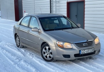 Kia Cerato Hatchback 1.6 CRDi 115KM 2007 Kia Cerato Kia Cerato , Klimatyzacja, Diesel, ..., zdjęcie 1