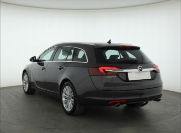 Opel Insignia I Sports Tourer Facelifting 2.0 CDTI BiTurbo ECOTEC 195KM 2015 Opel Insignia 2.0 BiTurbo CDTI, Salon Polska, zdjęcie 3