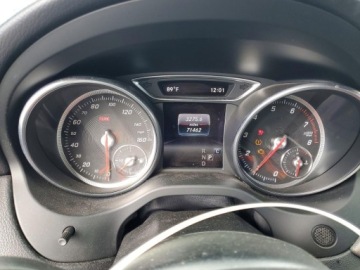 Mercedes CLA C117 2018 Mercedes-Benz CLA 250 2018 2.0 Benzyna 208KM, zdjęcie 4