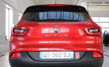 Renault Kadjar Crossover 1.2 Energy TCe 130KM 2016 Renault Kadjar Auto po lekkim gradzie. Tylko 43tys.km. 1.2 Benzyna 130KM, zdjęcie 7