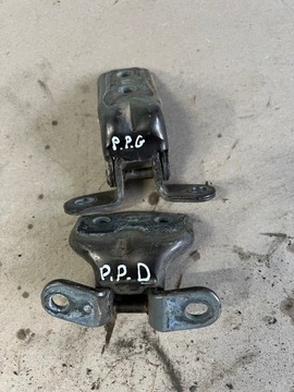 KIA VENGA PANTY DVEŘE PRAVÝ PŘEDNÍ D5