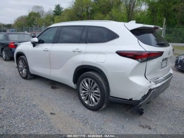 Toyota Highlander III 2024 Toyota Highlander 2024r., 4x4, 2.4L 2.4 Benzyna 265KM, zdjęcie 2