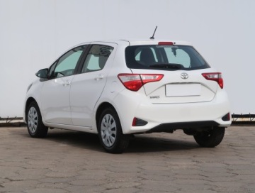 Toyota Yaris III Hatchback 5d Facelifting 2017 1.5 Dual VVT-iE 111KM 2017 Toyota Yaris 1.5 Dual VVT-i, Salon Polska, Klima, zdjęcie 3