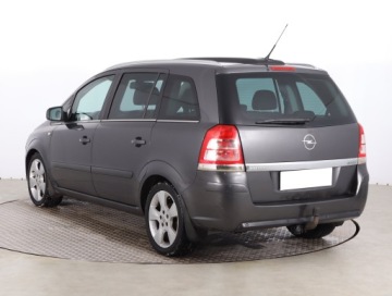 Opel Zafira B 1.7 CDTI ecoFLEX 125KM 2011 Opel Zafira 1.7 CDTI, 7 miejsc, Klima, Tempomat, zdjęcie 3