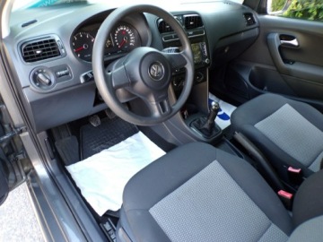 Volkswagen Polo V Hatchback 5d 1.2 60KM 2010 Volkswagen Polo KLIMA, zdjęcie 16