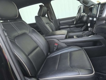  RAM 1500 Limited Crew Cab Standard Bed 2023 5.7 Benzyna 395KM, zdjęcie 12