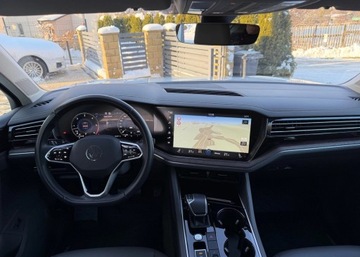 Volkswagen Touareg III SUV 3.0 V6 SCR TDI 231KM 2023 Volkswagen Touareg 3.0 V6 TDI SCR 4Mot Elegance, zdjęcie 4