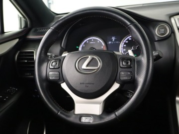 Lexus NX I SUV 200t 238KM 2015 Lexus NX 200t, Salon Polska, Serwis ASO, 4X4, zdjęcie 19