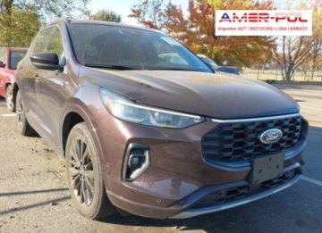 Ford Kuga III 2023 Ford Kuga 2023, 2.0L, 4x4, ST-LINE ELITE, od ubezpieczalni 2.0 Benzyna