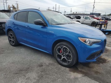 Alfa Romeo Stelvio SUV Facelifting 2.0 Turbo 280KM 2023 Alfa Romeo Stelvio Ti 2023 2.0l 2.0 Benzyna 280KM, zdjęcie 4