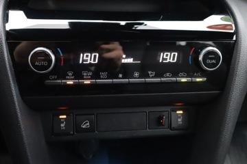 Toyota 2022 Toyota Yaris Cross 1.5 VVT-iE E-Four, zdjęcie 15