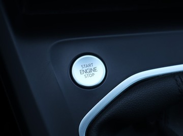 Volkswagen Golf VIII Hatchback 1.5 TSI EVO 130KM 2021 VW Golf 1.5 TSI, Salon Polska, 1. Właściciel, zdjęcie 16