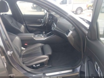 BMW Seria 3 G20-G21 2022 BMW Seria 3 330I, 2022r., 2.0L 2.0 Benzyna 255KM, zdjęcie 8