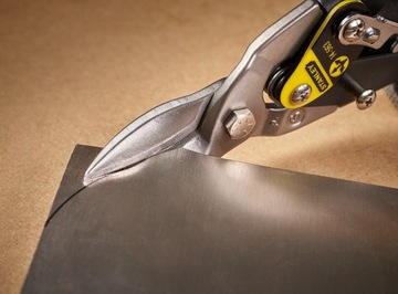 Набор ножниц для листового металла Stanley прямые + изогнутые влево + изогнутые вправо 250 мм