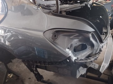 MERCEDES C KLASA W 205 6.3 AMG BŁOTNIK LEWY TYLNY PAS TYLNY OKULAR