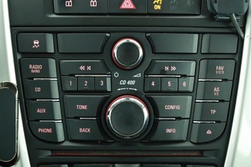 Opel Astra J Sports Tourer 2.0 CDTI ECOTEC 160KM 2011 Opel Astra 2.0 CDTI, Klima, Klimatronic, Tempomat, zdjęcie 9