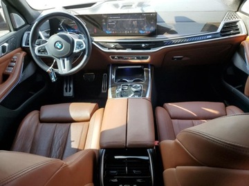 BMW X7 2024 BMW X7 M60i 2024 4.4l 4.4 Benzyna 523KM, zdjęcie 8