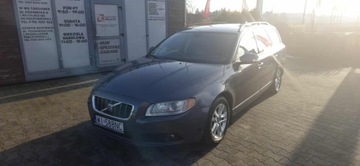Volvo V70 III Kombi 2.0 145KM 2008 Volvo V70 Ozarow Mazowiecki 2.0 benzyna 2008 rok ALUFELGI, zdjęcie 4