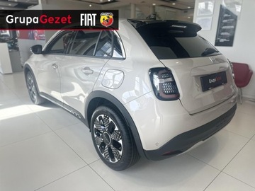 Mercedes 2025 Fiat 600 Hybryda 1.2 110KM od reki, zdjęcie 2