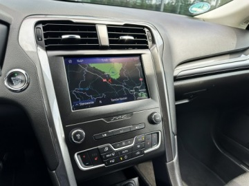 Ford Mondeo V Kombi Facelifting 2.0 EcoBlue 190KM 2019 Ford Mondeo SW LED Kamera Navi Grzane fot. i Szyba, zdjęcie 22