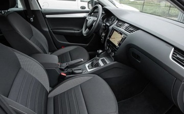 Skoda Octavia III Liftback Facelifting 2.0 TDI 150KM 2018 Skoda Octavia 2.0TDI 150KM Ledy Navi DsG 20 RS Full Serwis Vat 23 Gwaranci, zdjęcie 27