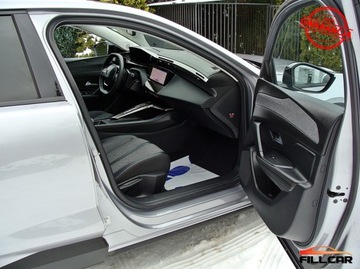 Peugeot 408 Crossover Plug-In 1.6 Plug-In Hybrid 225KM 2023 Peugeot 408 Peugeot 408 1.6 PureTech Hybrid PHEV Allure EAT8 Kamera 1.6, zdjęcie 12