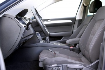 Volkswagen Passat B8 Variant 2.0 TDI 150KM 2015 Volkswagen Passat Highline/FuLLLed/ Navi/KameraCof, zdjęcie 16