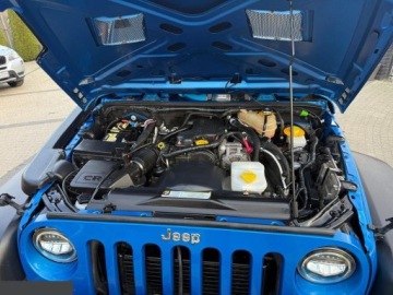 Jeep Wrangler III Unlimited Facelifting 2.8 CRD 200KM 2017 Jeep Wrangler Unlimited 2.8 CRD Automatik Rubicon 200KM 2017r Zamiana!, zdjęcie 26