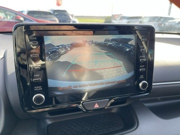 Toyota Yaris IV Hatchback 1.5 Hybrid Dynamic Force 116KM 2021 Toyota Yaris Hybryda Automat Klimatronik Kamera, zdjęcie 7