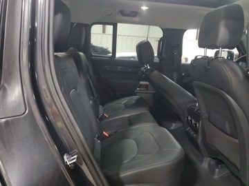 Land Rover Defender IV (L663) 2024 Land Rover Defender 130 S 2024 3.0l 3.0 Benzyna 296KM, zdjęcie 11