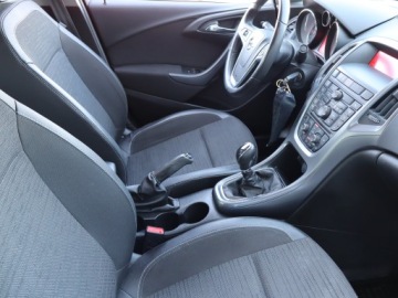 Opel Astra J Sedan 1.4 Turbo ECOTEC 140KM 2017 Opel Astra 1.4 T, Salon Polska, GAZ, VAT 23%, zdjęcie 8