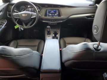 Cadillac 2023 Cadillac XT4 2023, 2.0L, 4x4, PREMIUM LUXURY, po gradobiciu 2.0 Benzyna, zdjęcie 6
