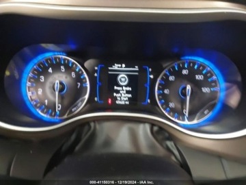 Chrysler Voyager V 2023 Chrysler Voyager 2023 r., 3,6L LX 3.6 Benzyna 287KM, zdjęcie 6