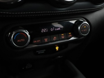 Nissan Juke II Crossover 1.0 DIG-T 114KM 2021 Nissan Juke navi klima auto kamera i czujniki, zdjęcie 24