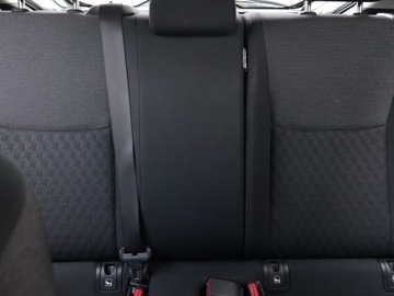 Toyota Yaris IV Hatchback 1.0 VVT-i 72KM 2021 Toyota Yaris 1.0 VVT-i, Salon Polska, zdjęcie 9